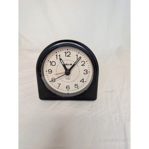 Salton Quartz Alarm Clock Vintage Clock Glowing The Dark Hands Battery Works